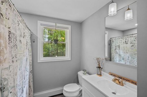 338 Camp Dixie Rd, Glocester RI  02859-2807 exterior