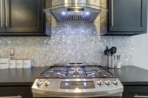 3141 Riverside Dr, Carrollton TX 75007-3732 exterior