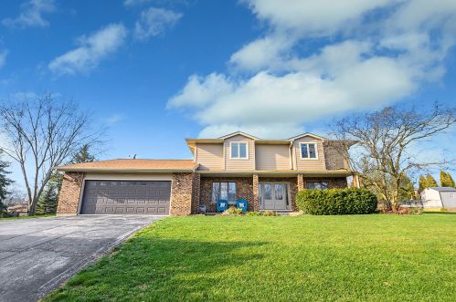 13222 Meadowlark Dr, Orland Park, IL 60462-1851