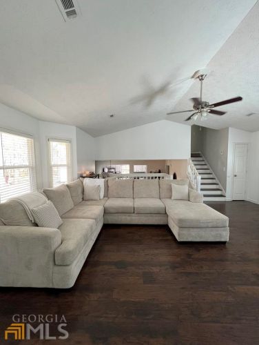 135 Ashley Creek Dr, Newnan GA  30263-4167 exterior