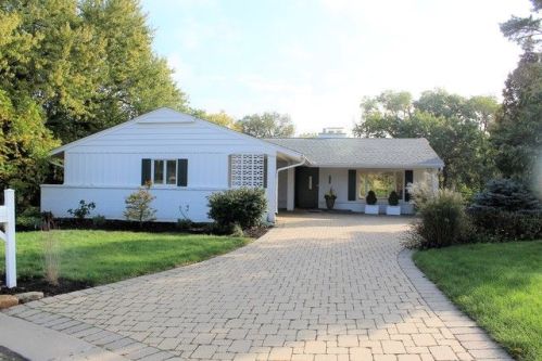 4711 Red Bluff Dr, Rockford, IL 61107-3716