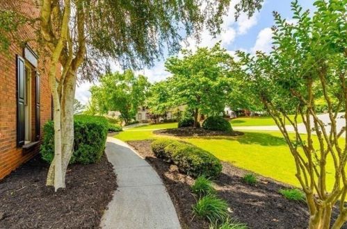 5002 Winding Hills Ln, Holly Springs, GA 30189-2565