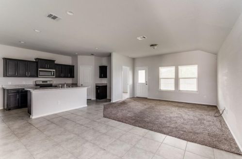 3009 Grand Gulf Rd, Fort Worth TX  76123-2639 exterior