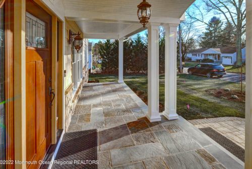 57 Louis Cir, Tinton Falls NJ  07701-6220 exterior