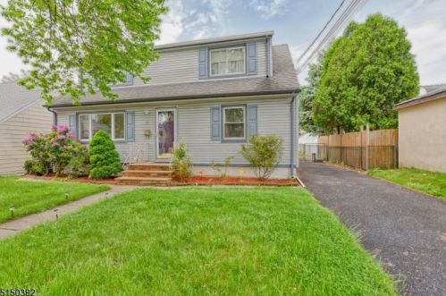 11 Union Pl, Bloomfield, NJ 07003-4015