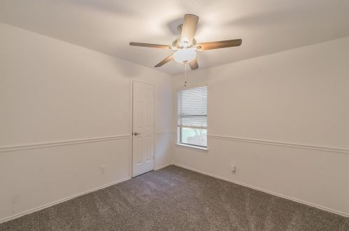 1602 Palisades Dr, Carrollton TX 75007-5043 exterior