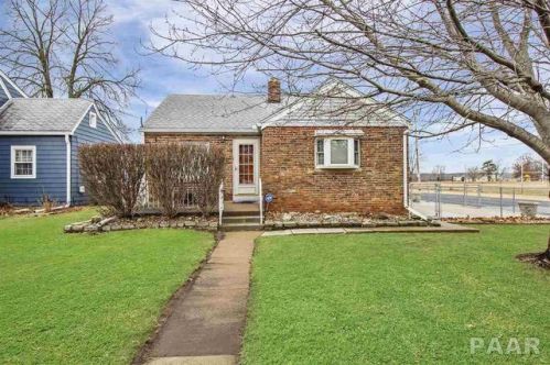 809 Idaho St, Peoria, IL 61604-4914