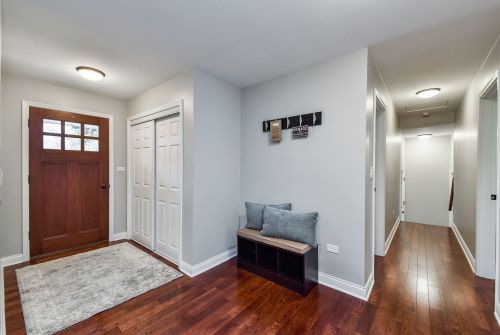 1684 Greene Ridge Dr, Naperville, IL 60565-6753