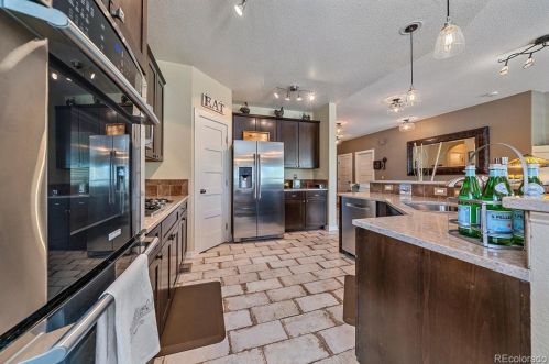 23788 Clifton Pl, Aurora CO 80016-7113 exterior