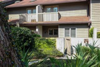 129 Barkentine Ct, Brunswick, GA 31522-6001