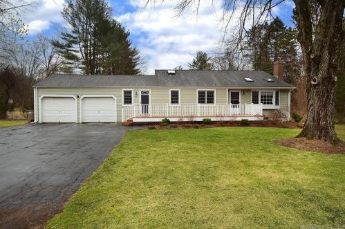 18 Susan Rd, Vernon, CT 06066-5420