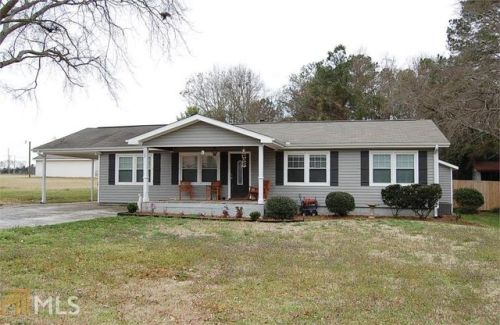 109 Walker Dr, Lithonia, GA 31028-1027