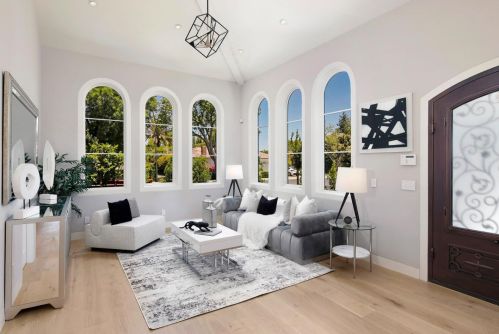795 Stern Ave, Palo Alto, CA 94303-4108