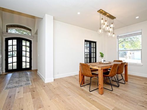 16100 Braesgate Dr, Austin TX  78717-4820 exterior