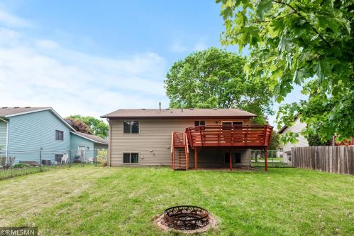 3218 Greenbrier St, Saint Paul MN  55127-5035 exterior