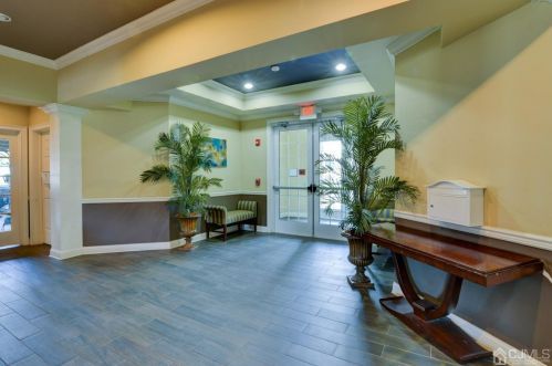 843 Liberty Ct, Piscataway NJ  08854-7209 exterior