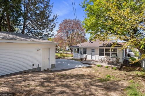 1018 Delaware Ave, Saint Paul MN  55118-1024 exterior