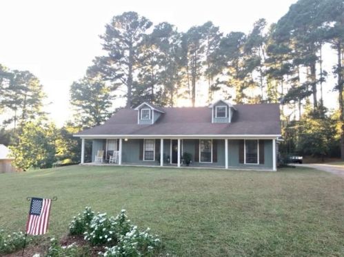 180 Timber Ridge Dr, Ruston, LA 71270-3577