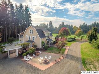 26262 Meridian Rd, Aurora, OR 97002-8303