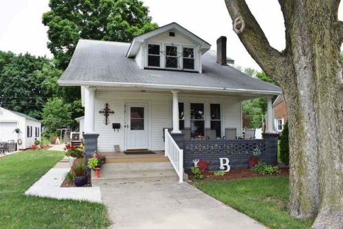 919 5 St, Vonachen Knolls IL  61523-1535 exterior
