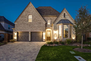 677 Waterbrook Dr, Irving, TX 75039-3796