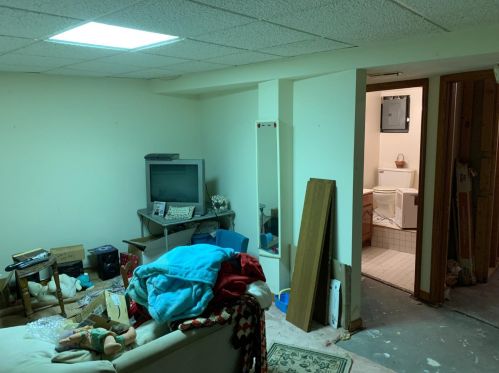 51 Charleston Dr, Miami OH 45056-2063 exterior