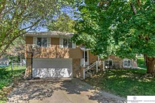 207 150th Cir, Omaha, NE 68154-2016