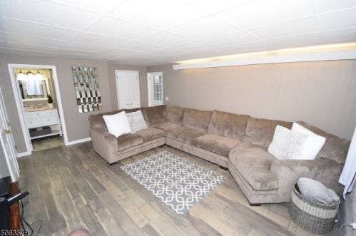 232 13th Ave, Manville, NJ 08835-1108