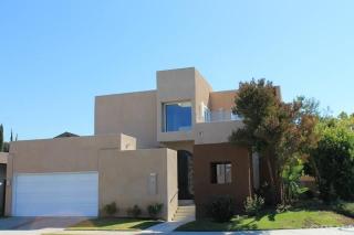 2 Angell St, Irvine CA  92612-2121 exterior
