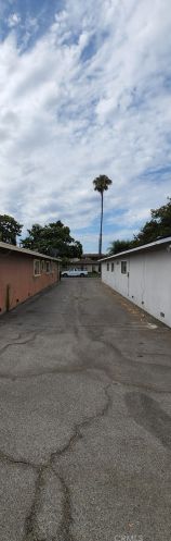 2109 Juno Ave, Anaheim CA  92804-4518 exterior