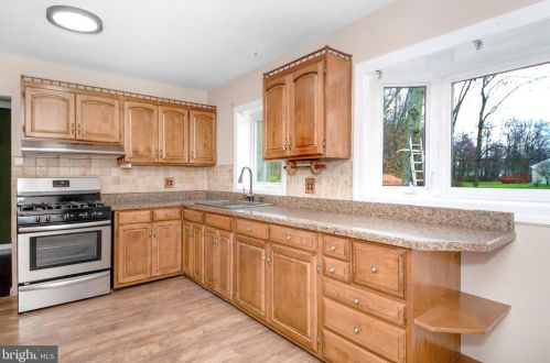 53 Bakun Way, Trenton NJ 08638-1507 exterior