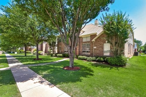 3624 Dripping Springs Dr, Plano TX  75025-6806 exterior