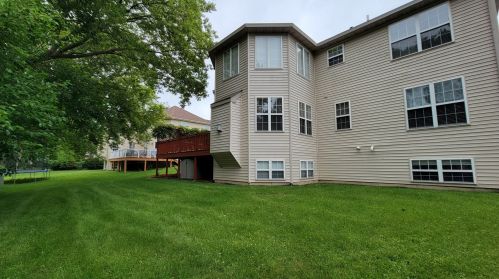 316 Shipland Dr, Bull Valley, IL 60012-3349