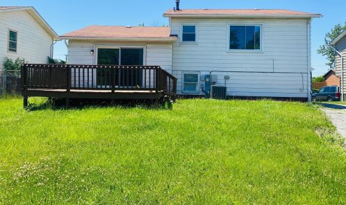 17591 Winston Dr, Country Club Hills, IL 60478-4850