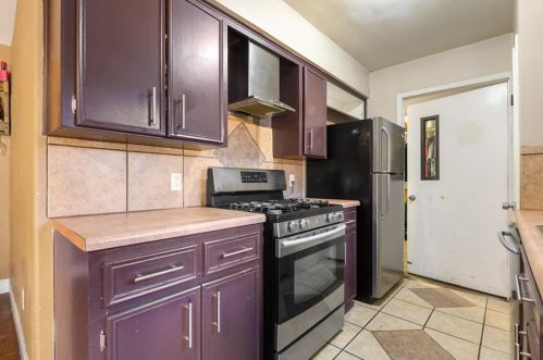 2110 Brandywine Ln, Austin TX  78727-4303 exterior