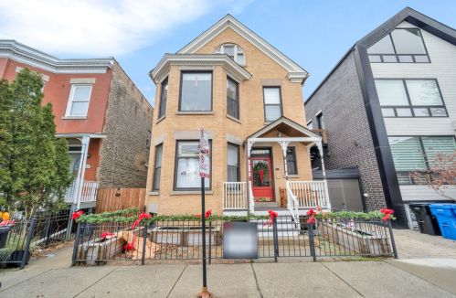1221 Draper St, Chicago IL  60614-2118 exterior