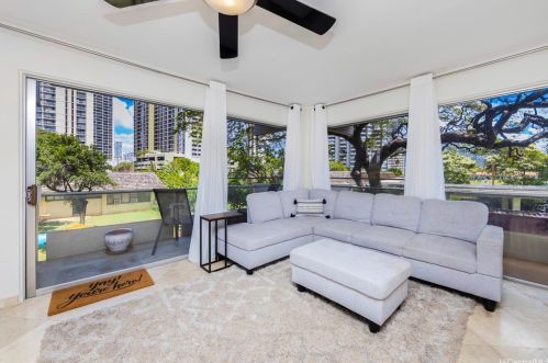 240 Makee Rd, Honolulu, HI 96815-3975