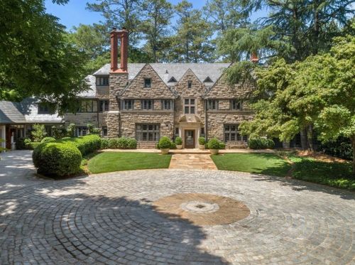 3015 Andrews Dr, Atlanta GA  30305-2001 exterior