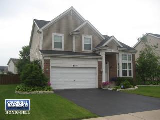 1014 Hamilton St, Joliet, IL 60404-7247