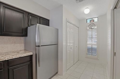 2312 Kenley St, Fort Worth TX  76107-4938 exterior