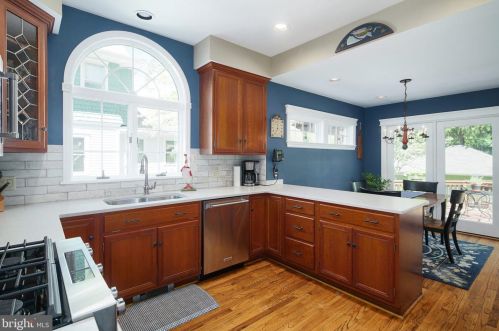 115 Lafayette Ave, Haddonfield NJ 08033-3332 exterior