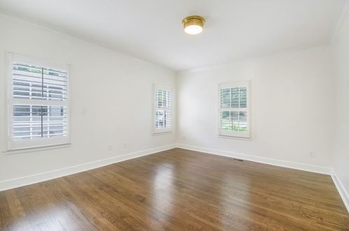 2654 Ellwood Dr, Atlanta GA  30305-3866 exterior