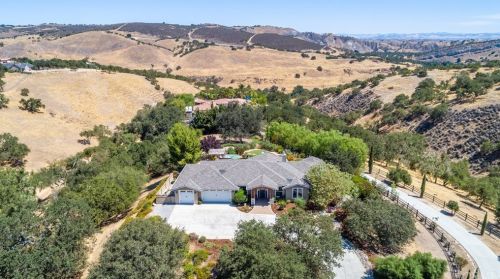 9830 Bluegill Dr, Lake Nacimiento, CA 93446-7713