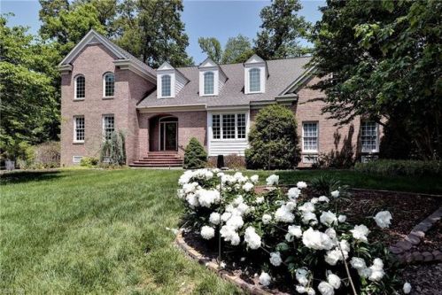 101 Blacklake, Williamsburg, VA