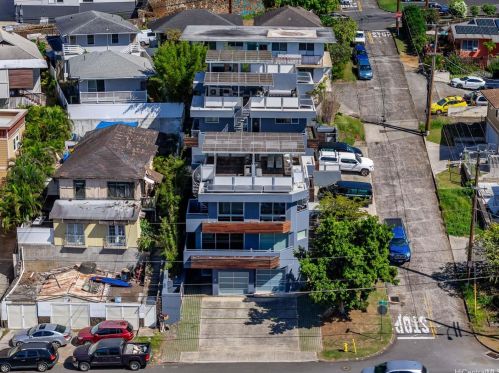 1538 Pele St, Honolulu HI  96813-1818 exterior