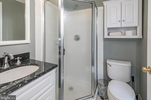 54 Ettl Cir, Princeton NJ  08540-2327 exterior
