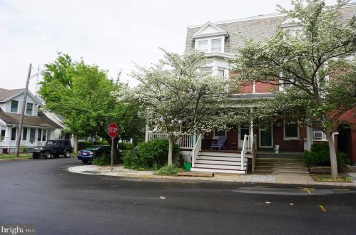 45 Albemarle St, York, PA 17403-1107