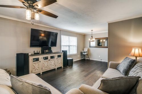 4209 Tynes Dr, Garland TX 75042-4637 exterior