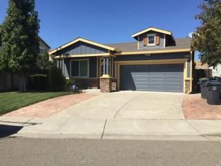 5085 Bickford Cir, Fairfield, CA 94533-6577