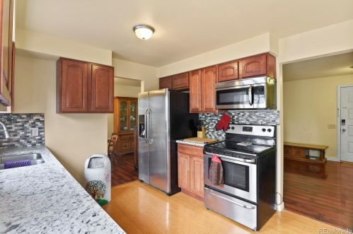 1794 Evanston St, Aurora CO 80014-2519 exterior